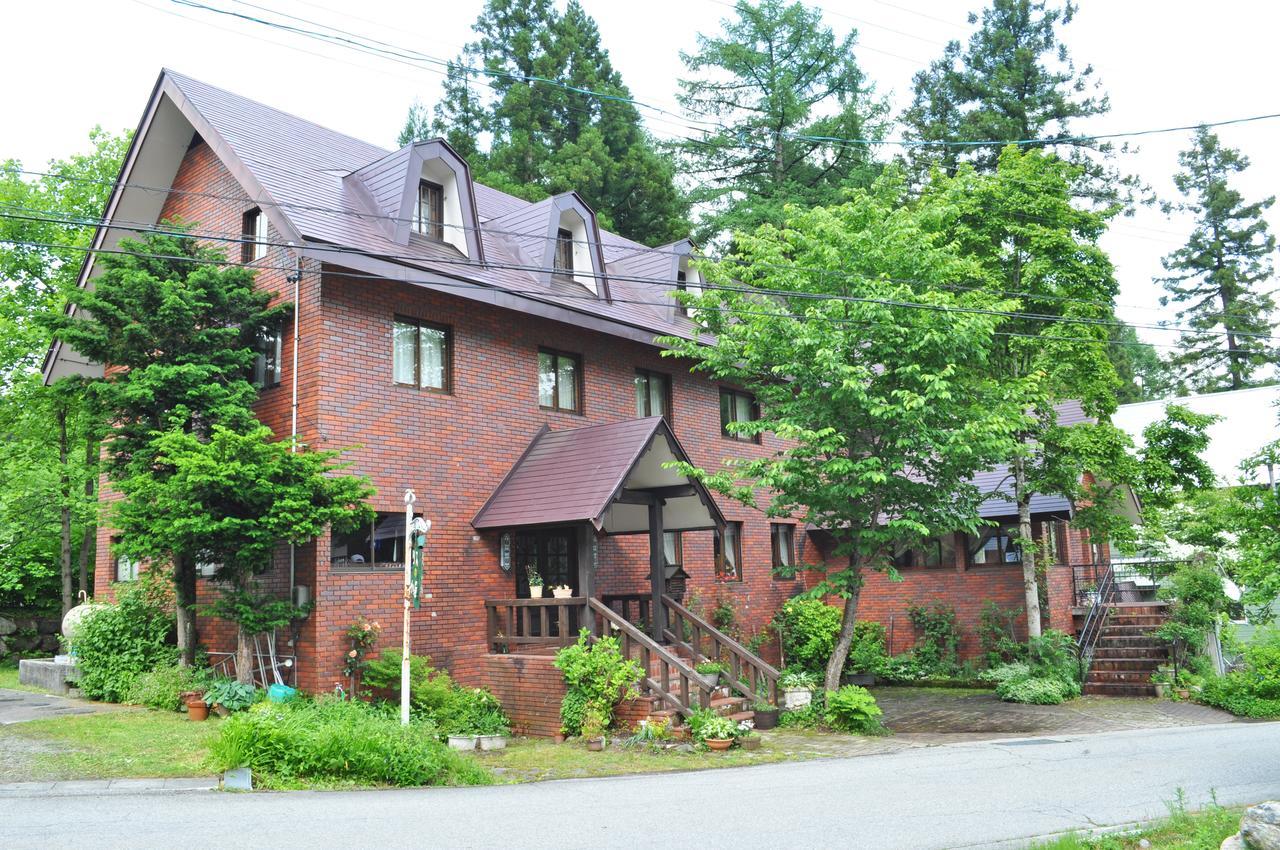 ペンション　リスの小屋 白馬村 エクステリア 写真